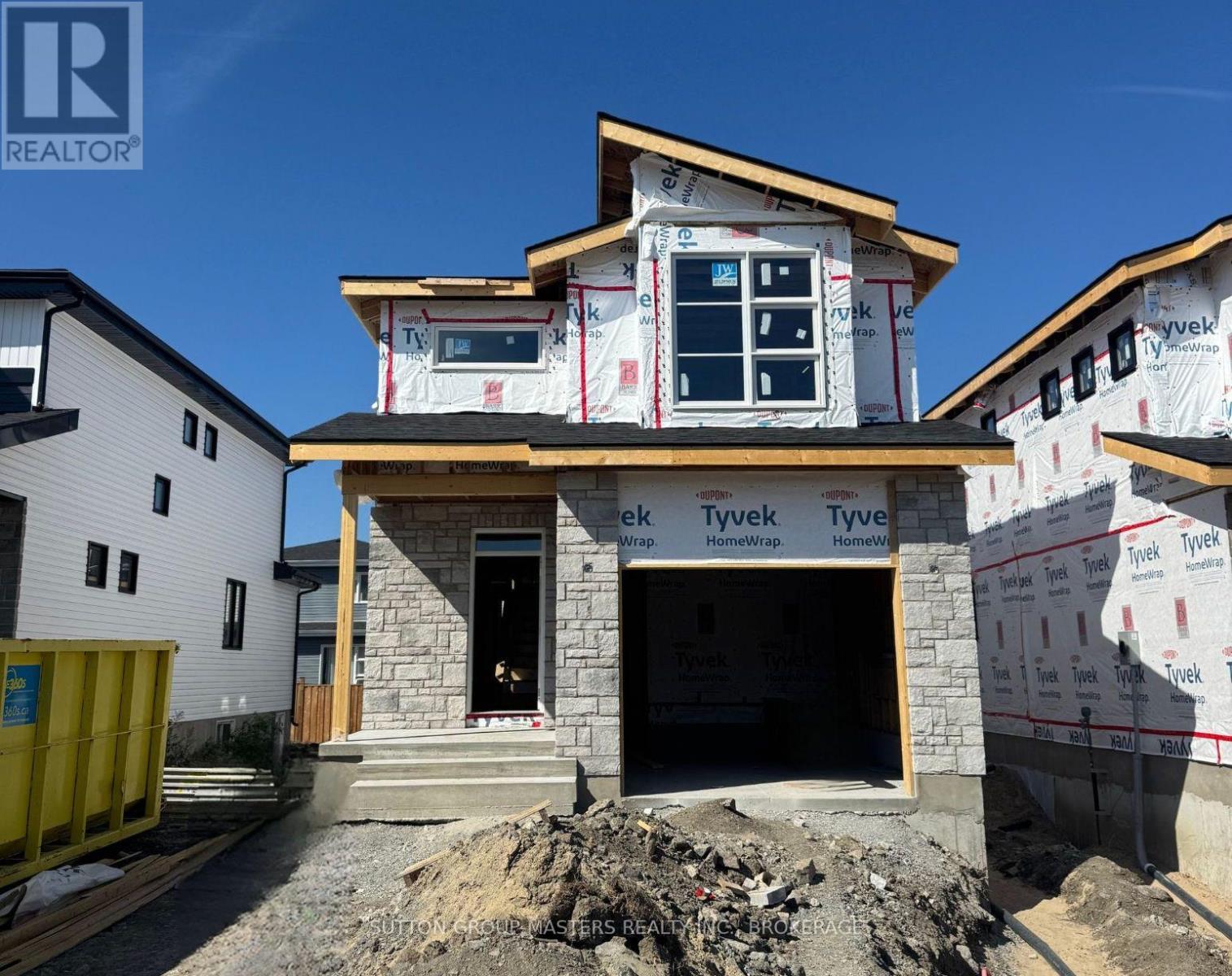 216 Superior Dr, Loyalist Amherstview, ON K7N 0E5