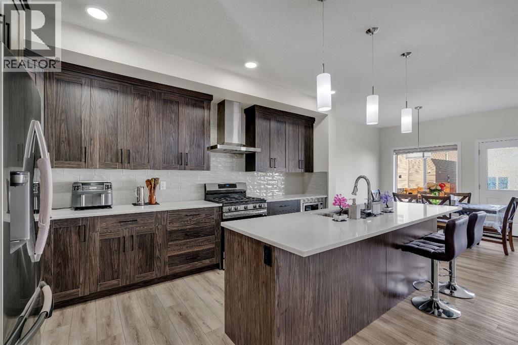 28 Savanna Link NE, Calgary, AB T3J 2H3