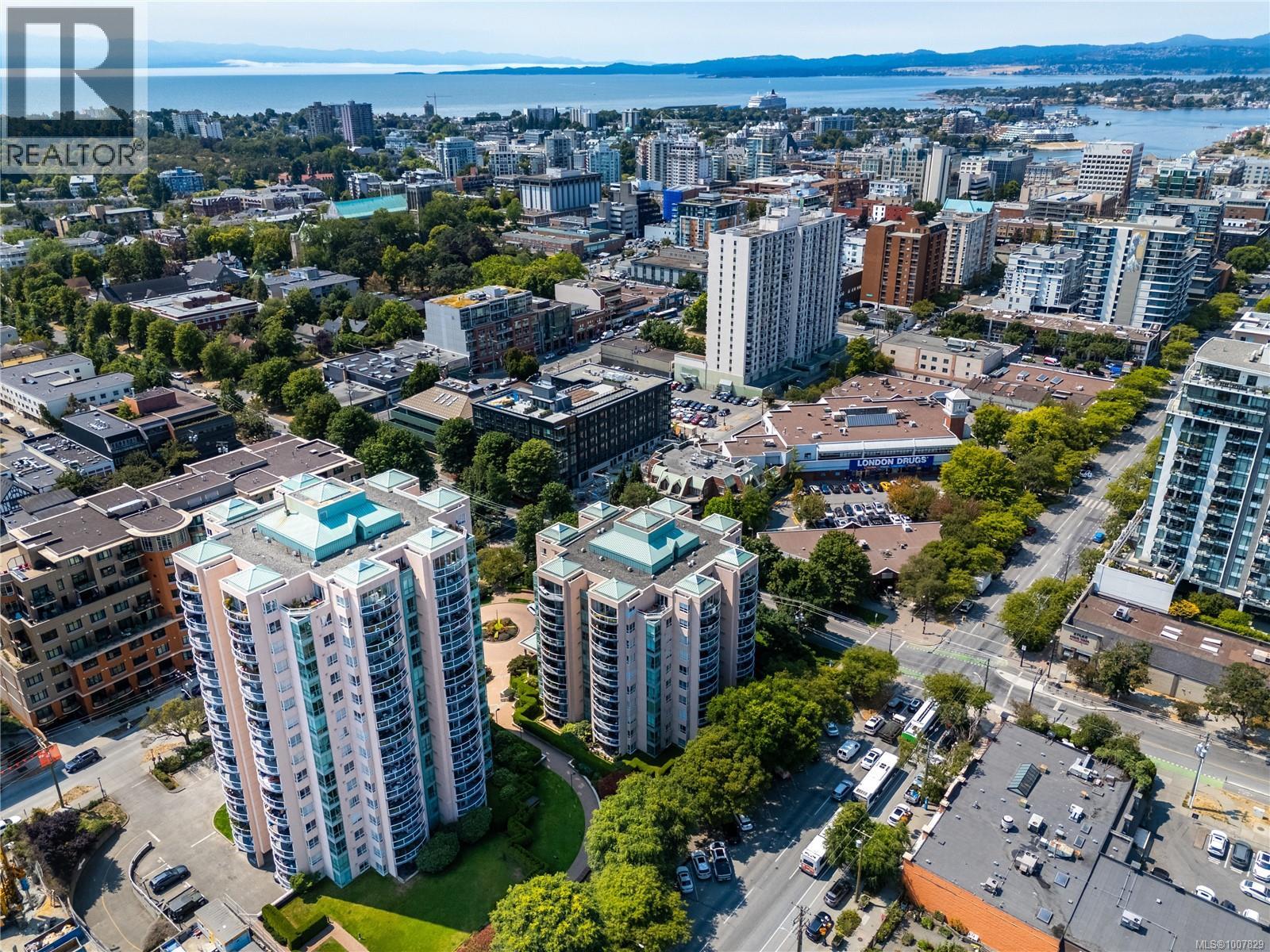 1020 View St Unit 501 St, Victoria, BC V8V 4Y3
