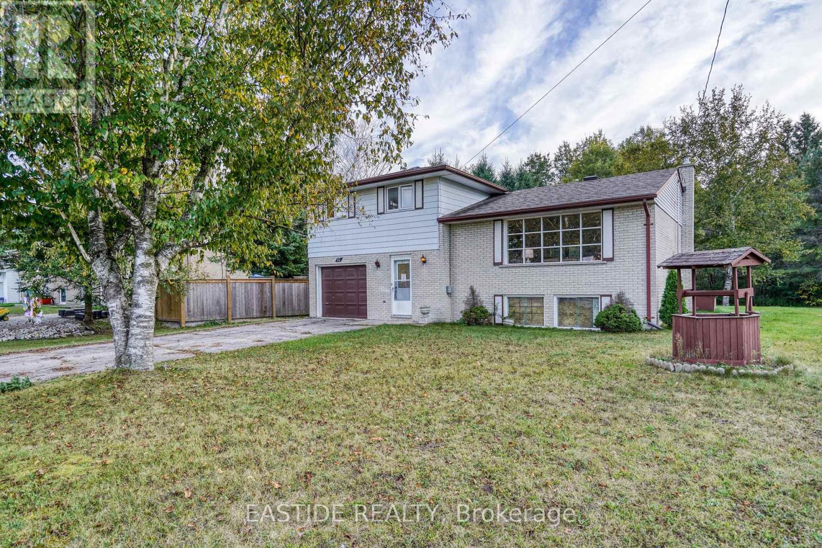 82 Miller Dr, Barrie Edgehill Drive, ON L4N 9X3