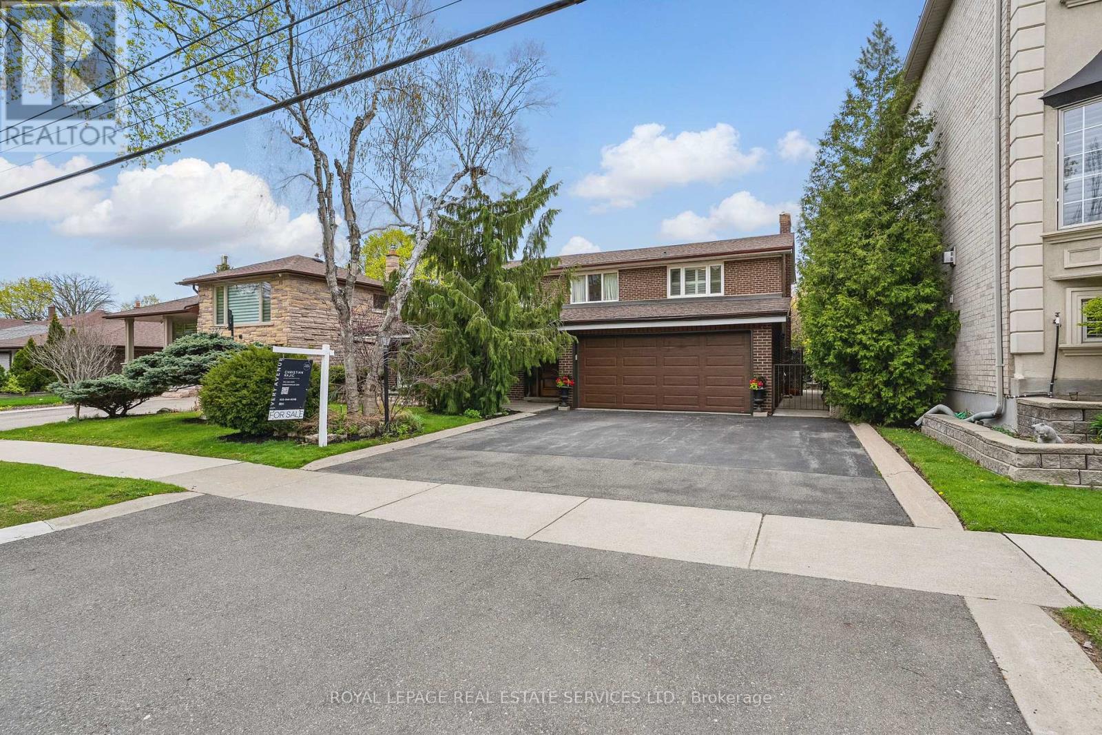 116 Clement Rd, Toronto, ON M9R 1Z2