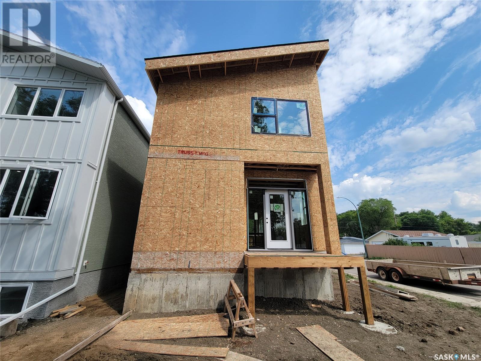 2475 Mcara St, Regina, SK S4N 2W6