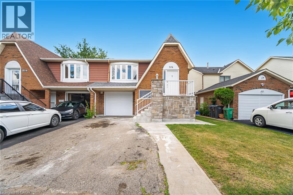 376 Hansen Rd N, Brampton, ON L6V 3P7