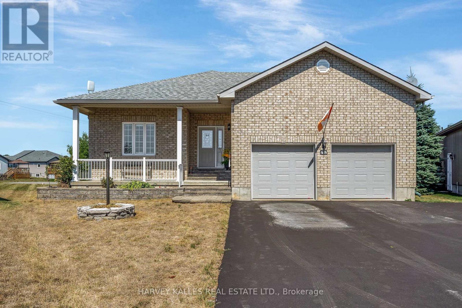 45 Maplehurst Cres, Prince Edward County Wellington Ward, ON K0K 3L0