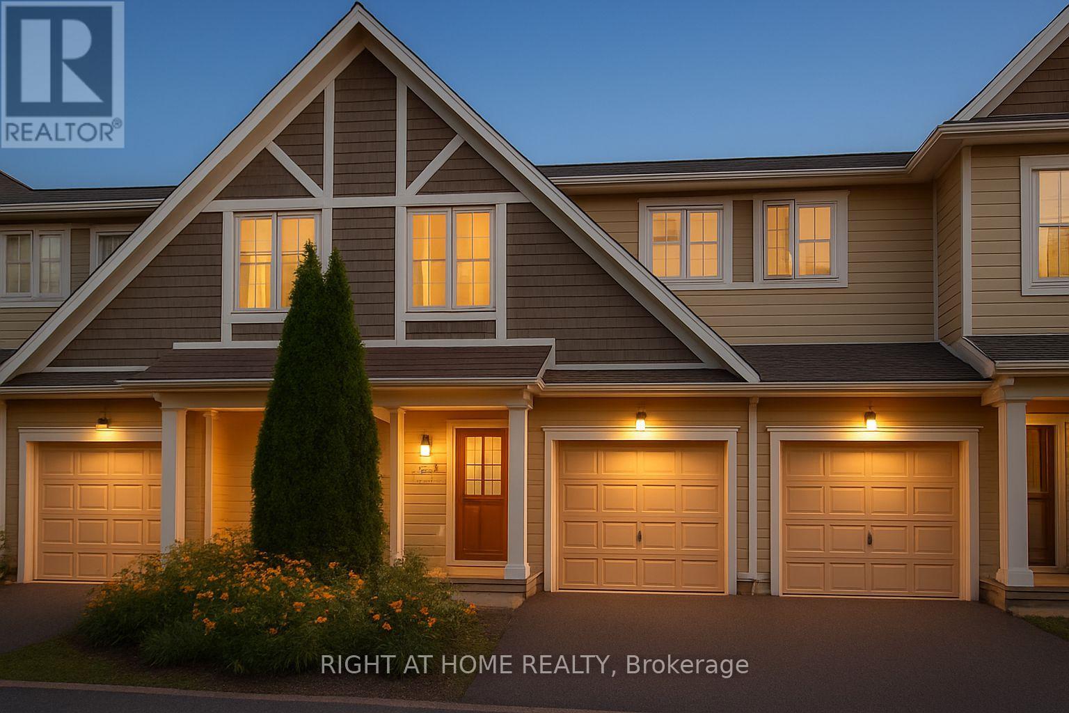 421 Hillsboro Private, Ottawa, ON K2M 3A7