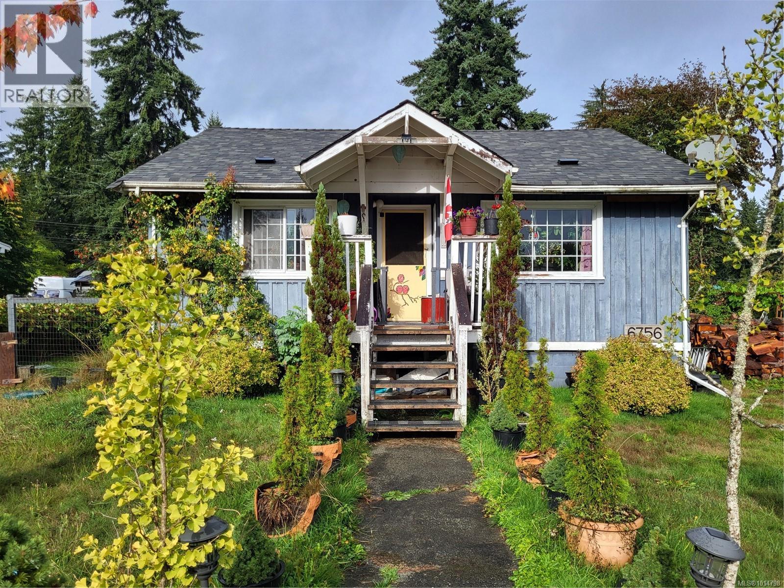 6756 Fifth St, Honeymoon Bay, BC V0R 1Y0