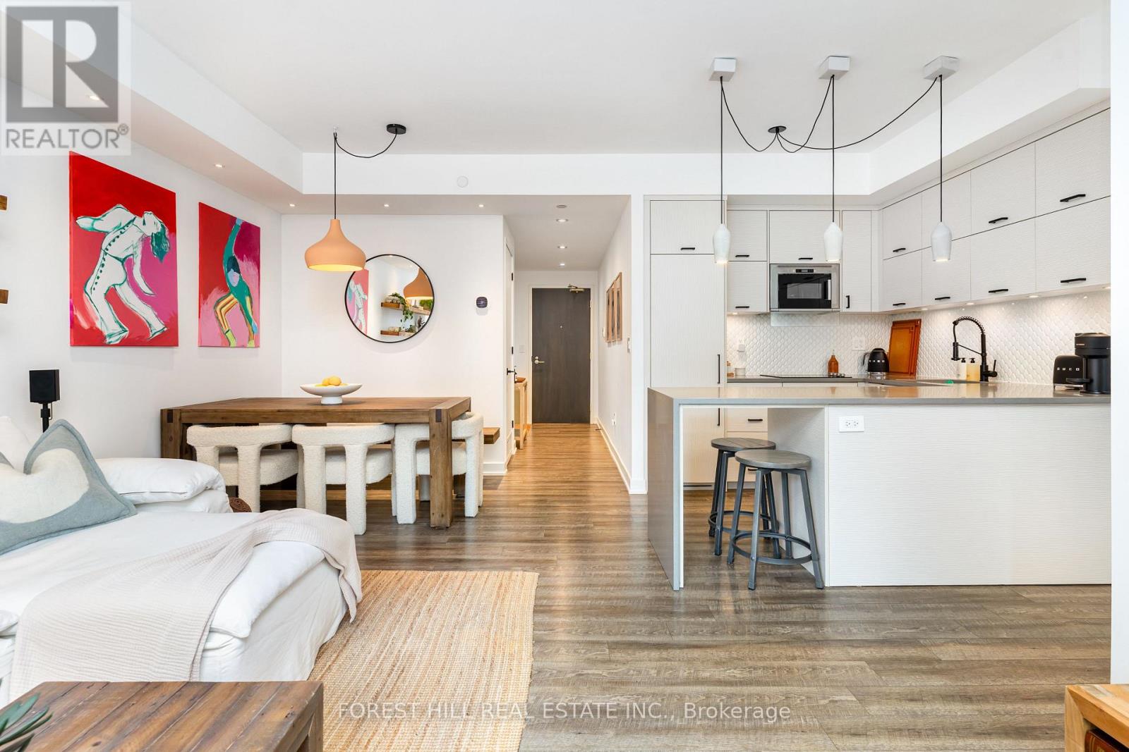 220 106 Dovercourt Rd, Toronto, ON M6J 0G4