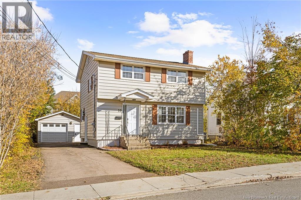 10 Cleveland Ave, Riverview, NB E1B 1X6