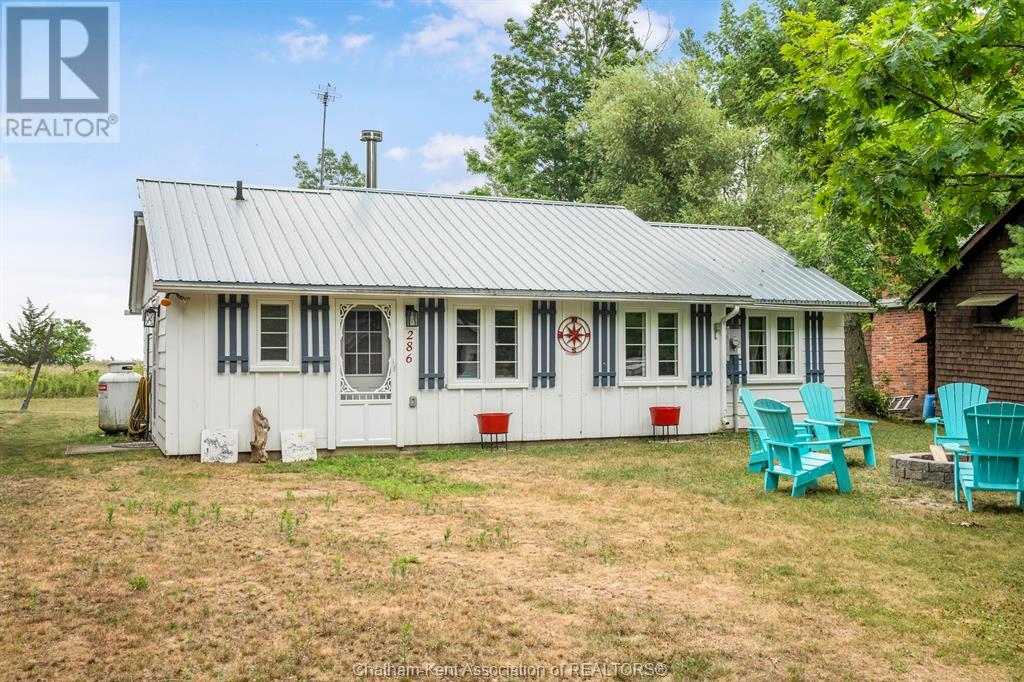 17386 Lakeshore Rd, Chatham-Kent, ON N0P 1X0