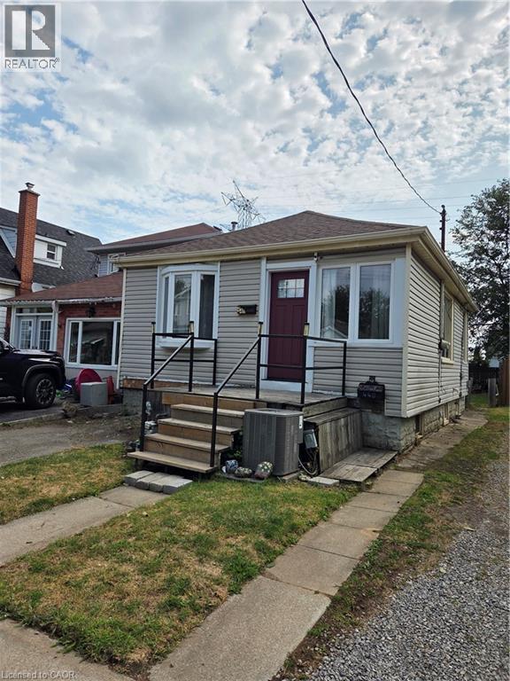 440 Paling Ave, Hamilton, ON L8H 5K4