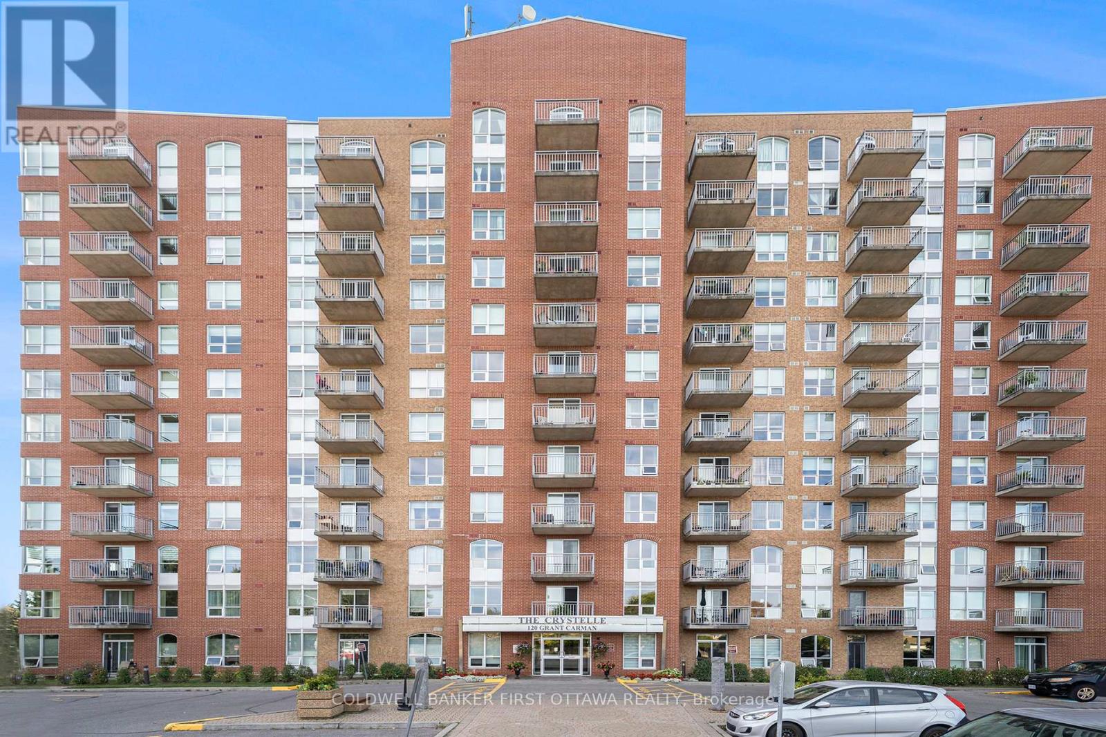 403 120 Grant Carman Dr, Ottawa, ON K2E 1C8