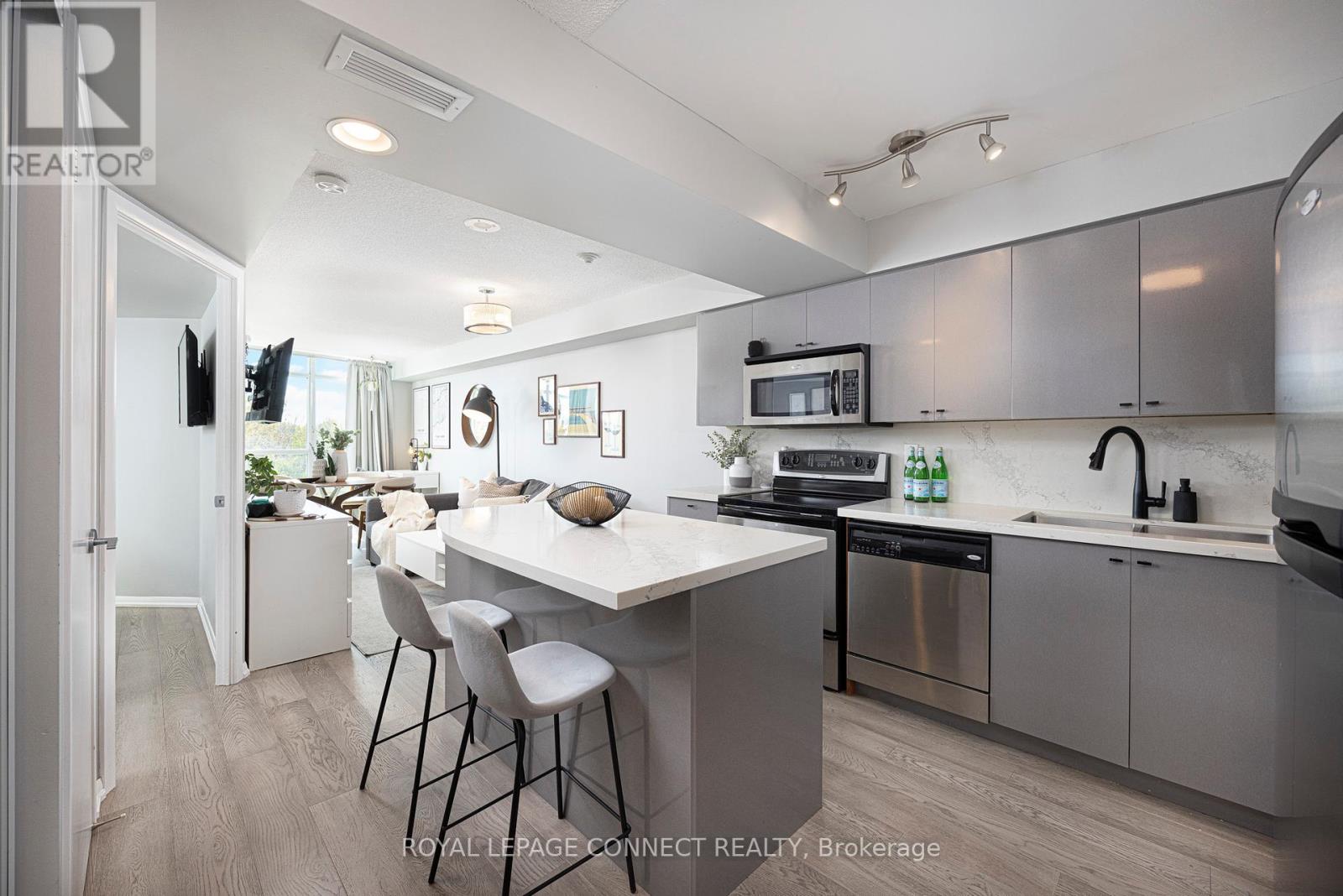 609 231 Fort York Blvd, Toronto, ON M5V 1B2
