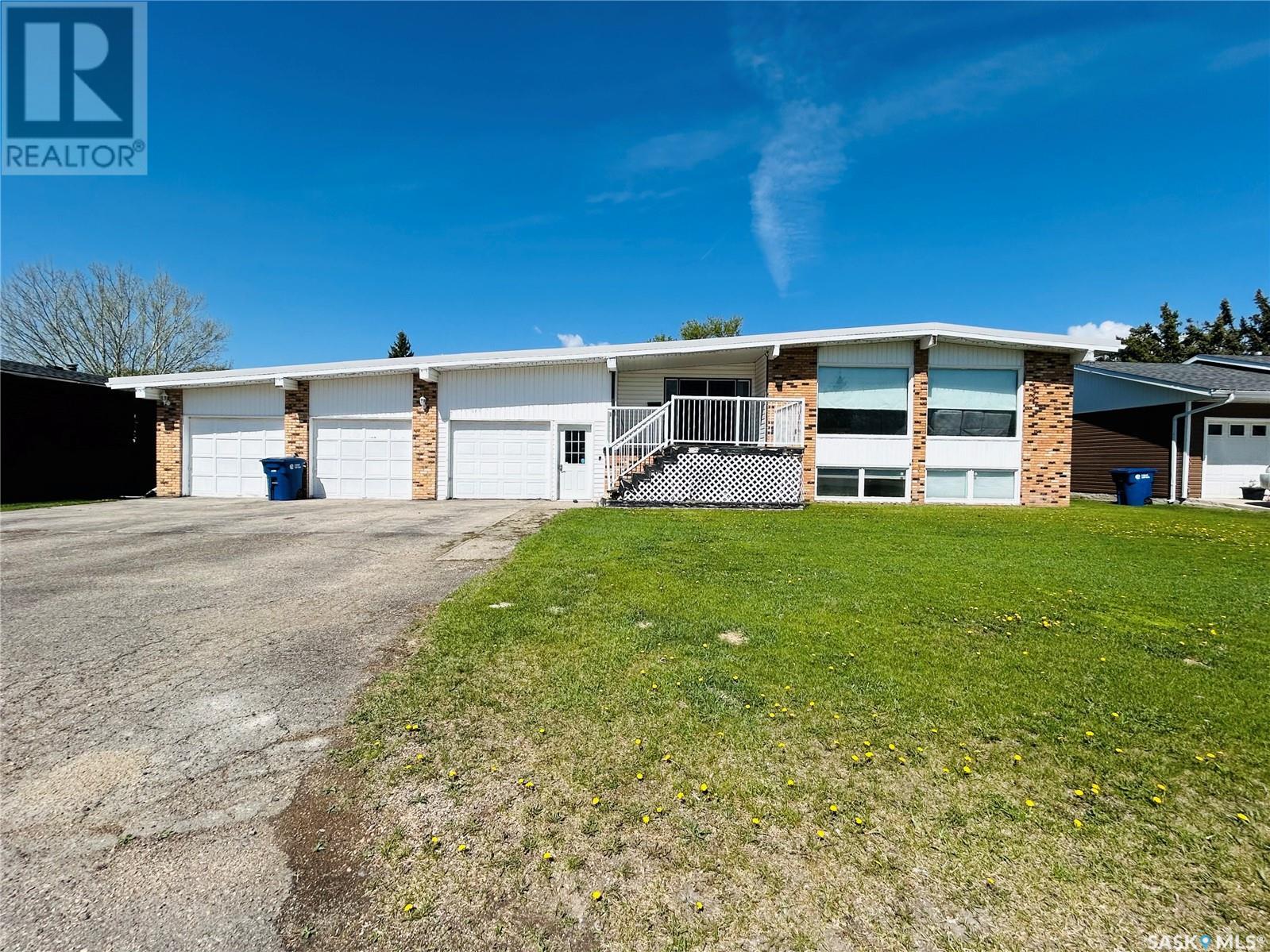 312 Elm Ave, Wapella, SK S0G 4Z0