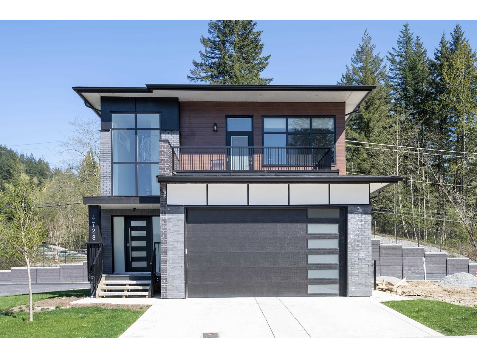 4728 Carl Creek Ln, Abbotsford, BC V3G 0H4