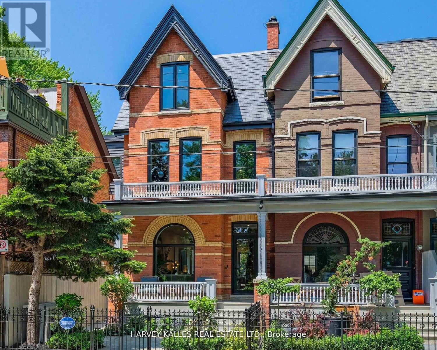 274 Carlton St, Toronto, ON M5A 2L5