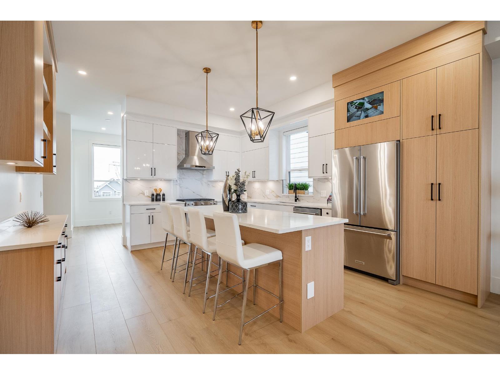 16 Avenue Unit 16681, Surrey, BC V3S 9X7