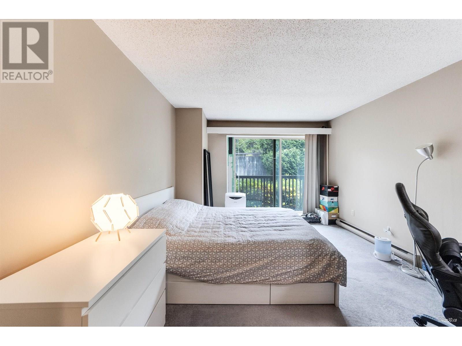 9857 Manchester Drive Unit 320, Burnaby, BC V3N 4P5