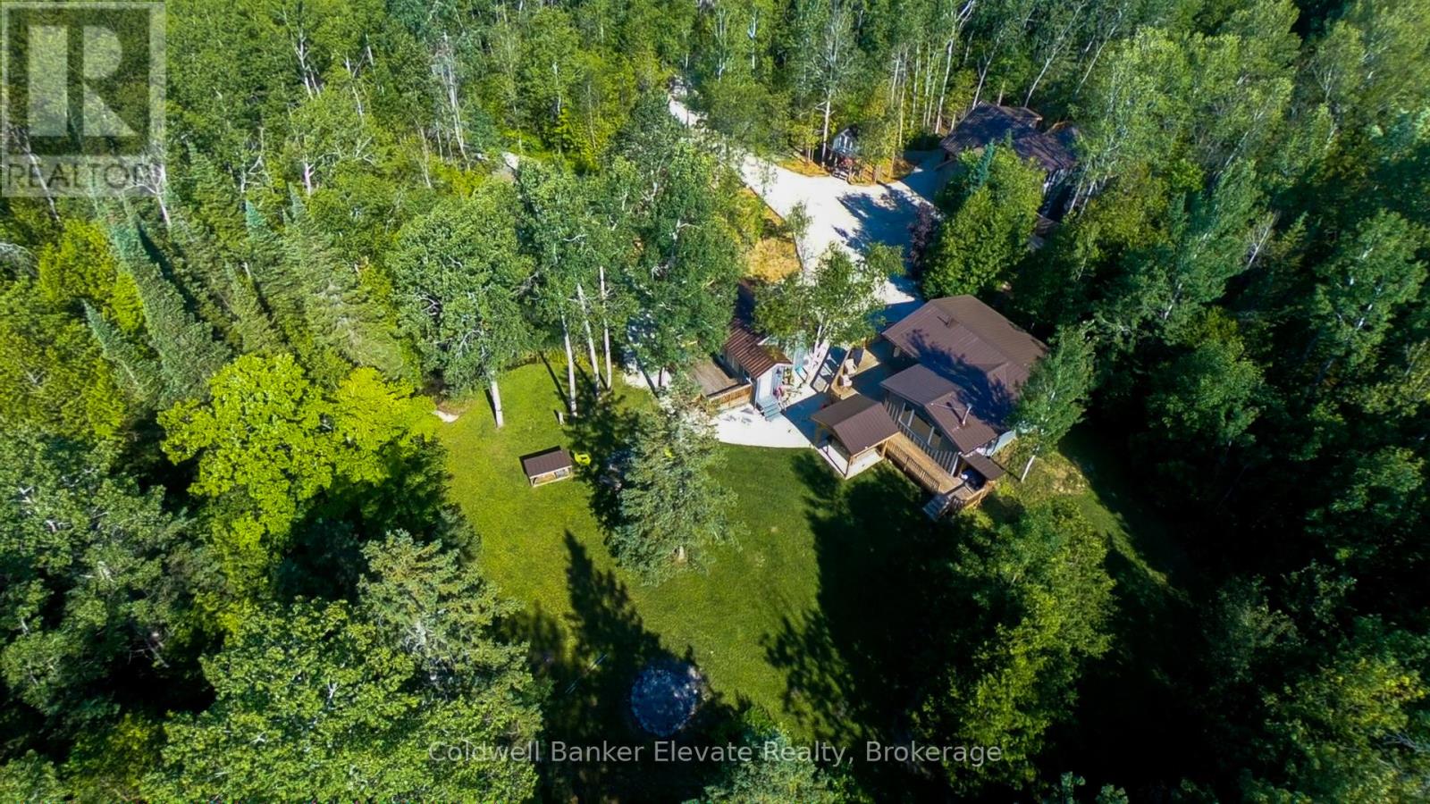 102 Cape Chin North Rd, Northern Bruce Peninsula, ON N0H 1W0