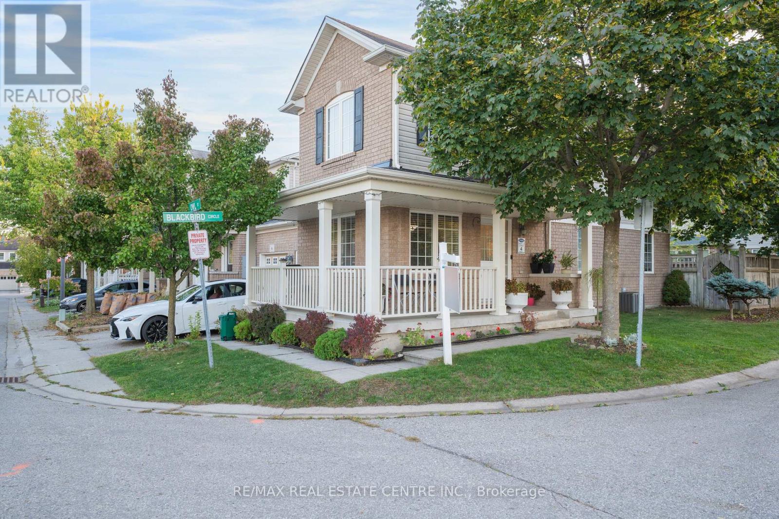 4 Owl St, Cambridge, ON N3C 0A9