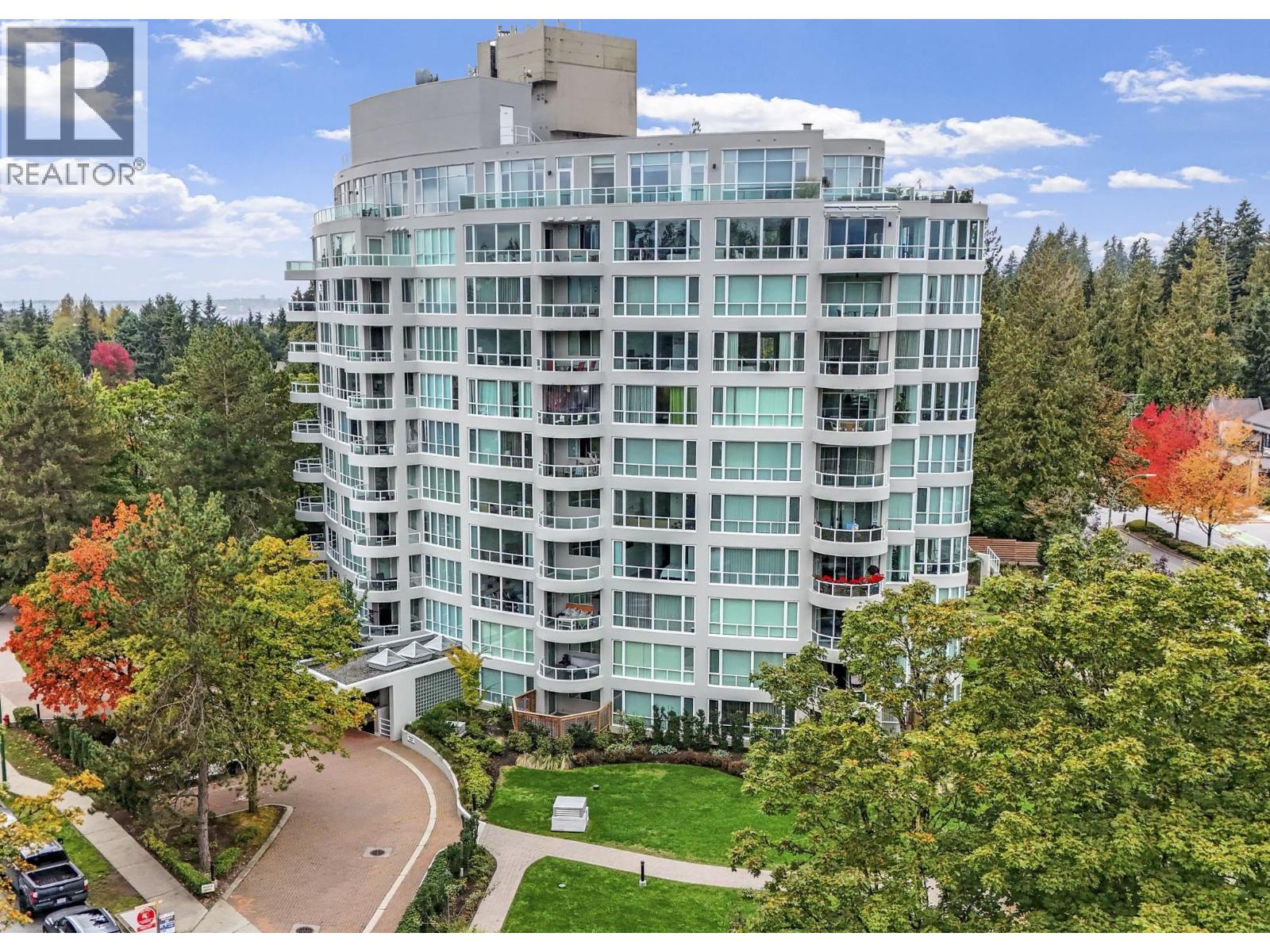 995 Roche Point Drive Unit 803, North Vancouver, BC V7H 2X4