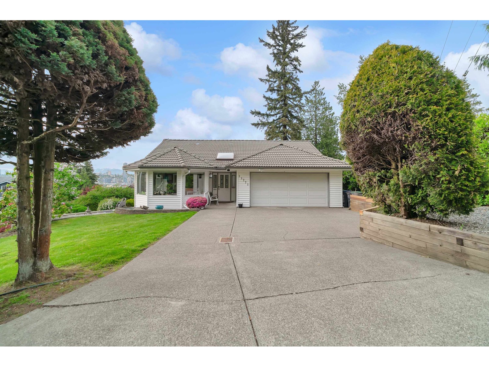 100 Avenue Unit 11771, Surrey, BC V3V 2W2