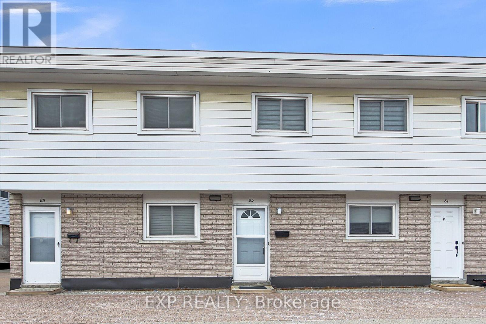 83 Hadley Cir, Ottawa, ON K2H 7Z8