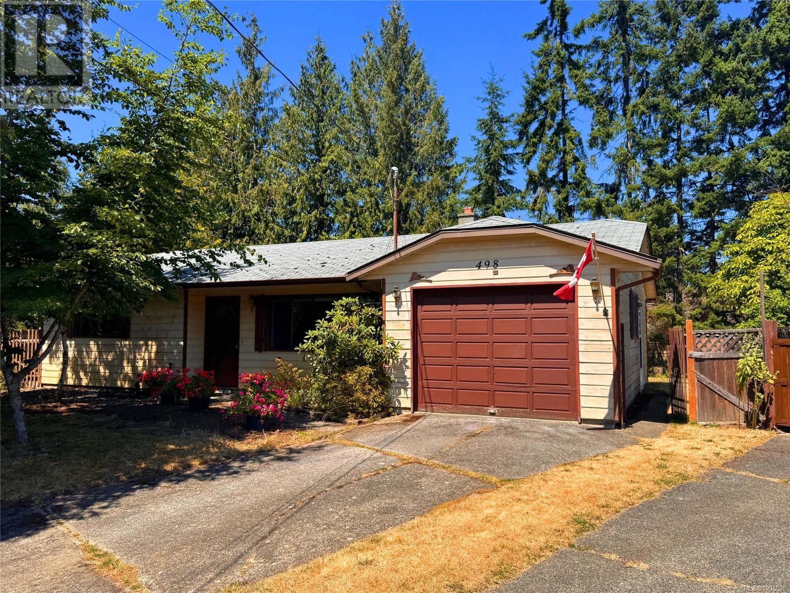 498 Todd Pl, Parksville, BC V9P 1C2