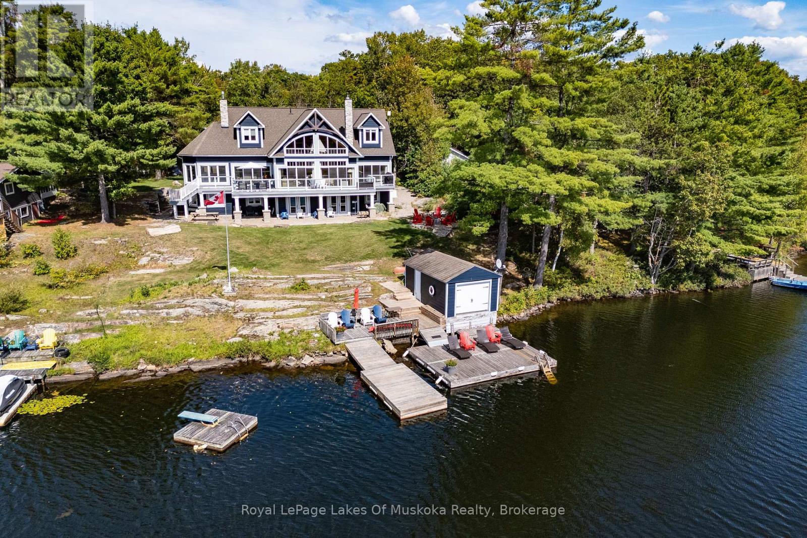 29 Loon Lake Rd, Gravenhurst, ON P1P 1R2