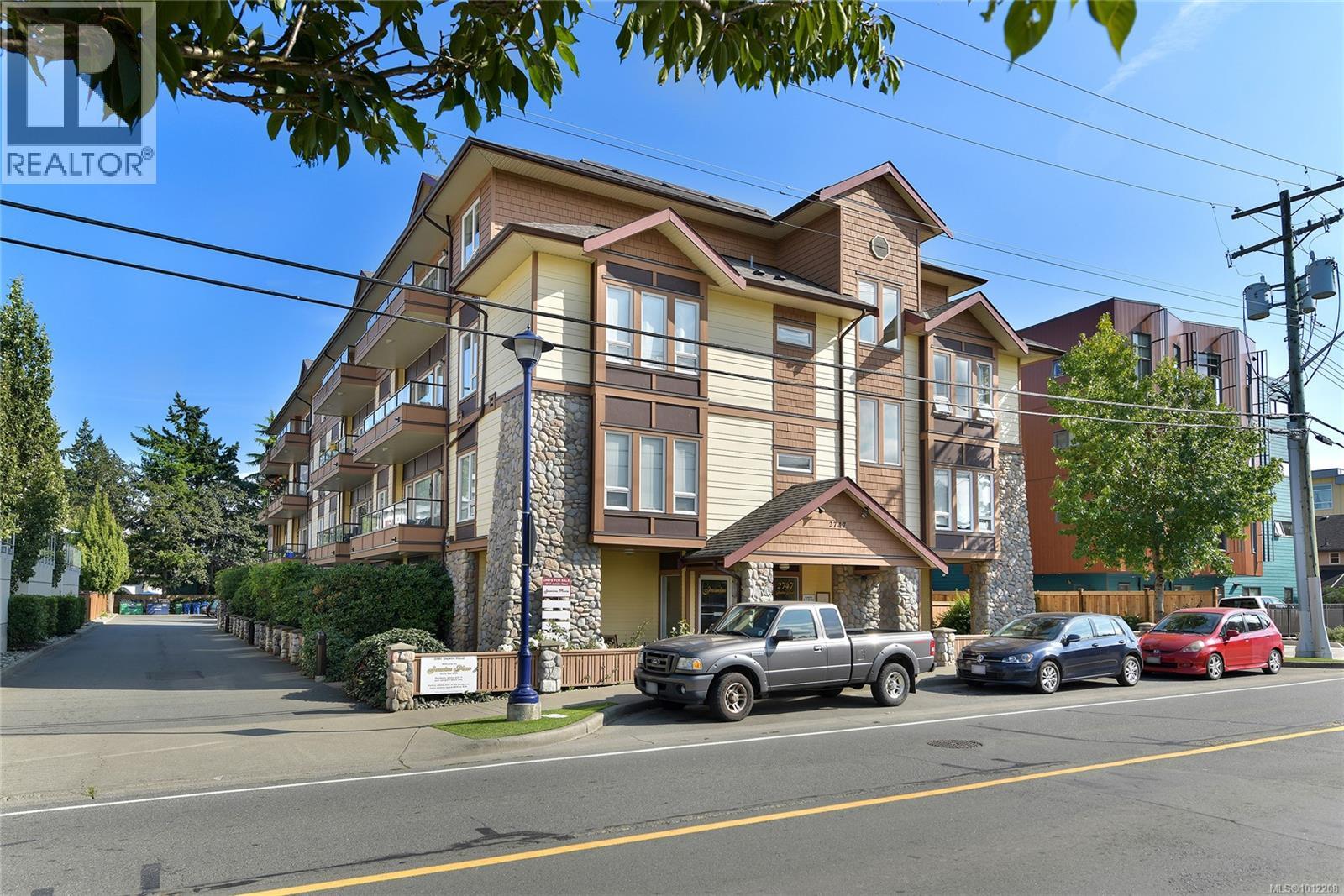 2747 Jacklin Rd Unit 304 Rd, Langford, BC V9B 3X7