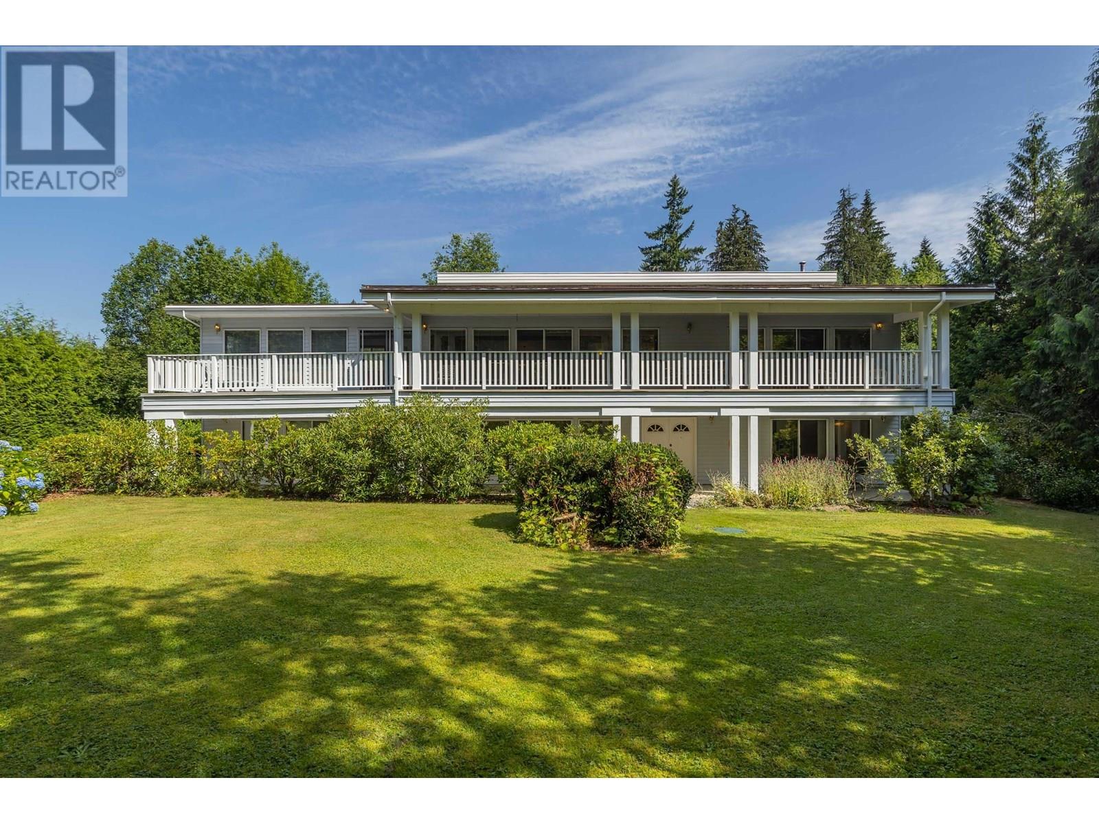 26307 Grant Ave, Maple Ridge, BC V2W 1H2