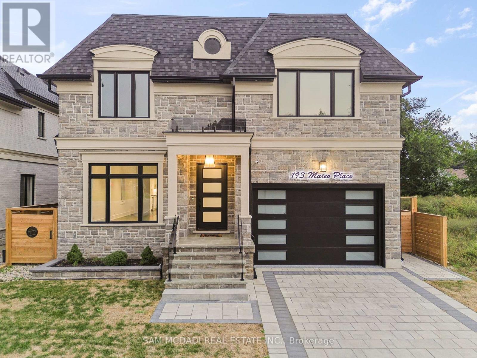 193 Mateo Pl, Mississauga, ON L5A 0A5