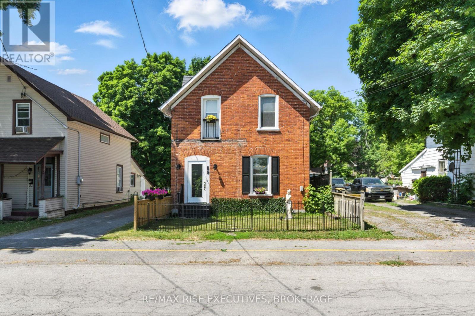 89 Mill St, Deseronto, ON K0K 1X0