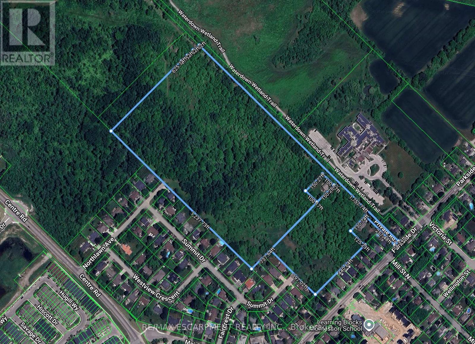 Front Parkside Drive, Hamilton Waterdown, ON L0R 2H0