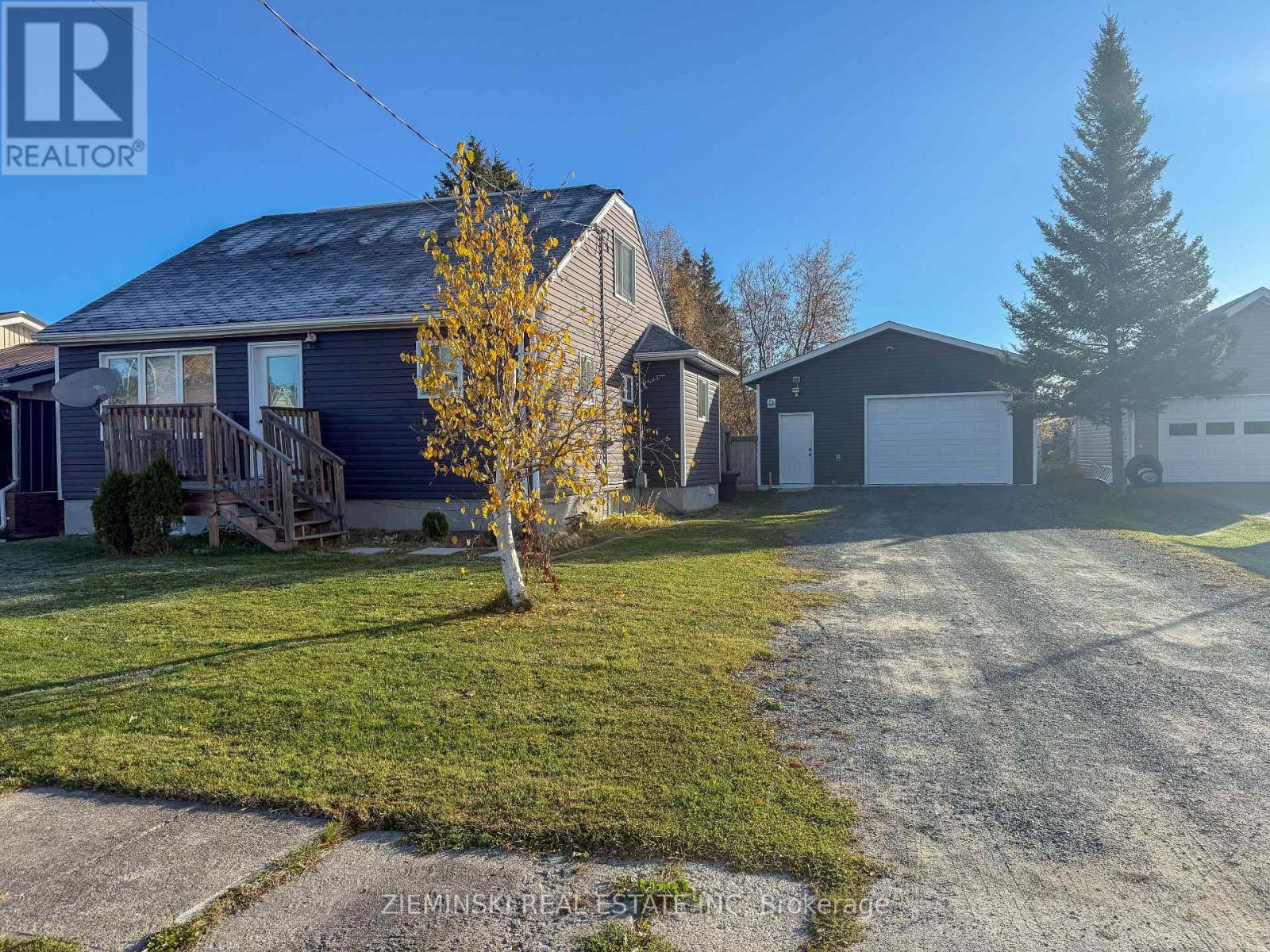 408 Seventh Ave, Black River-Matheson, ON P0K 1N0