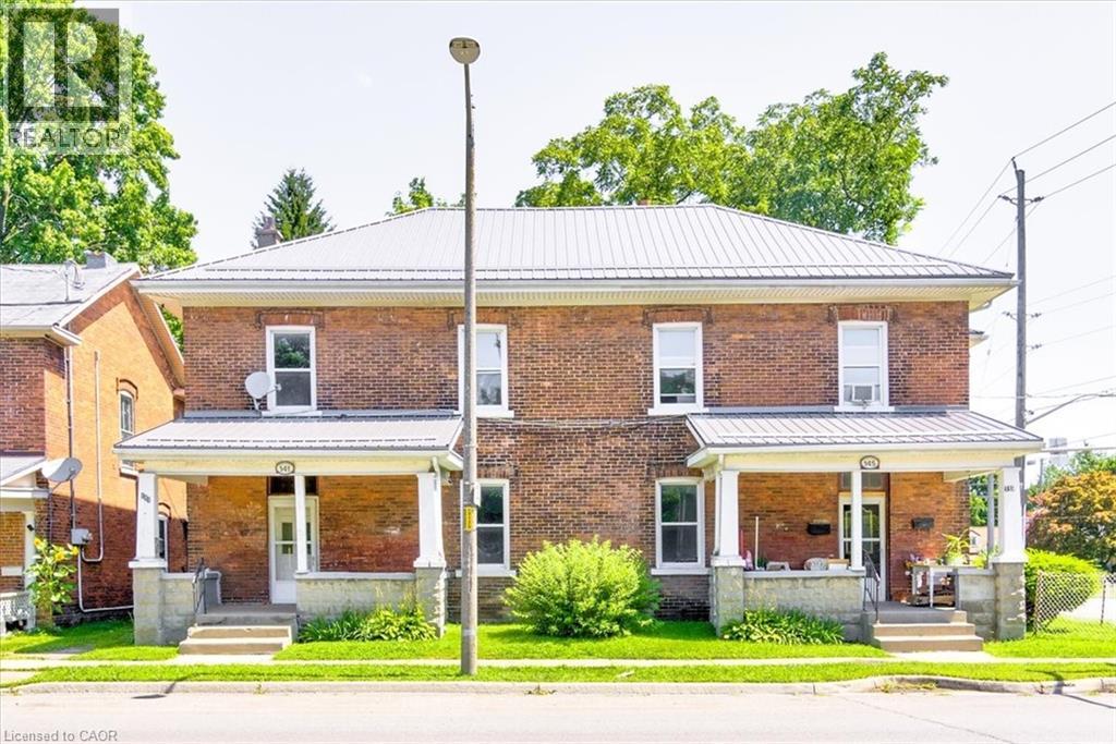 145 Norfolk St S, Simcoe, ON N3Y 2W2