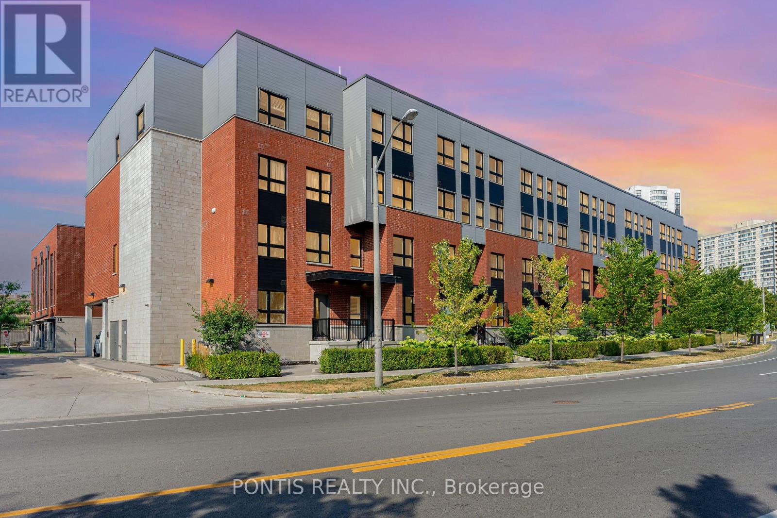 330 2100 Bridletowne Cir, Toronto, ON M1W 0A6