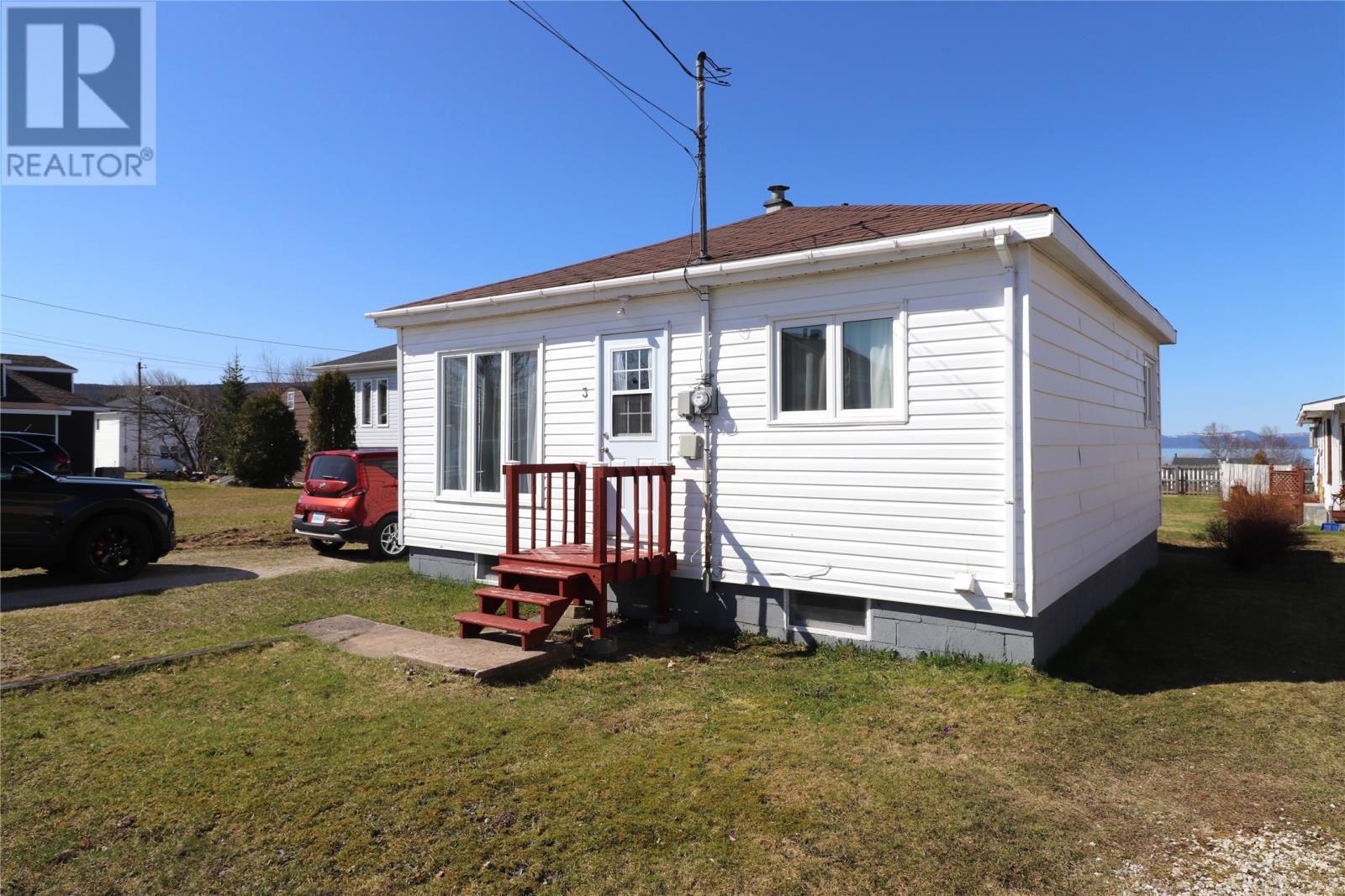 3 First Ave, Deer Lake, NL A8A 1K2