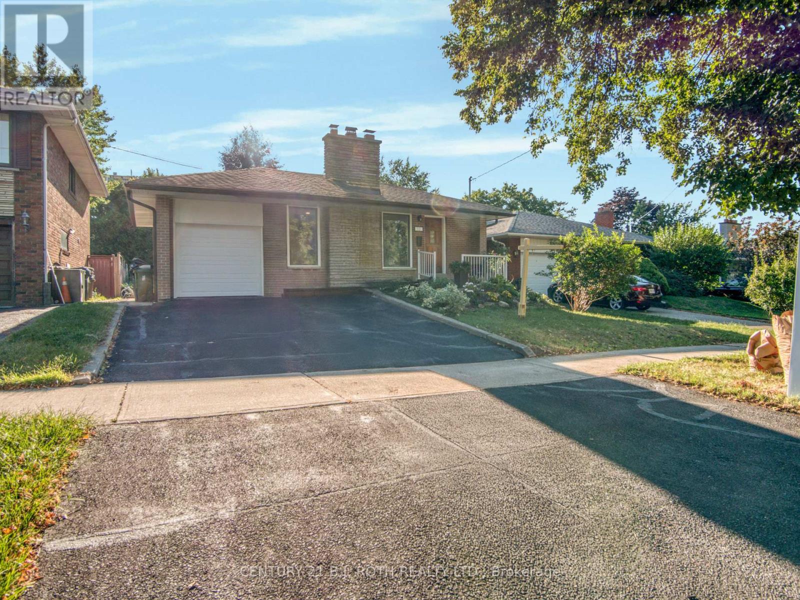 10 Bloorlea Cres, Toronto Islington-city Centre West, ON M9B 1P3