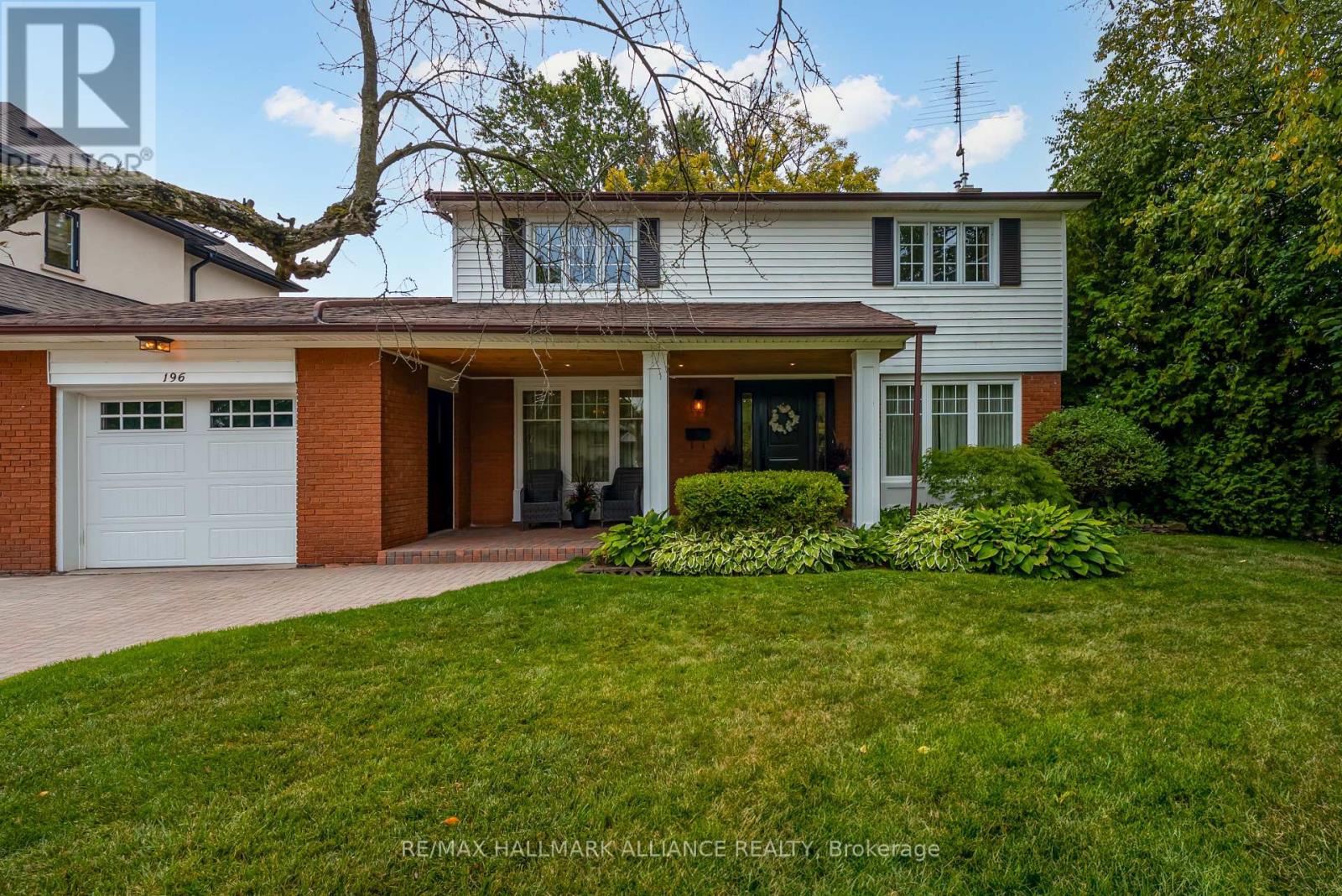 196 Sabel St, Oakville, ON L6L 3V4