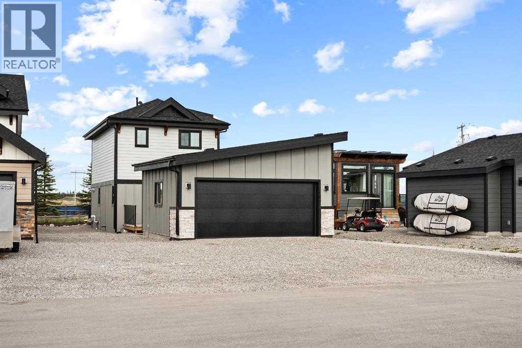 22 Cottageclub Ln, Rural Rocky View County, AB T0L 1N0