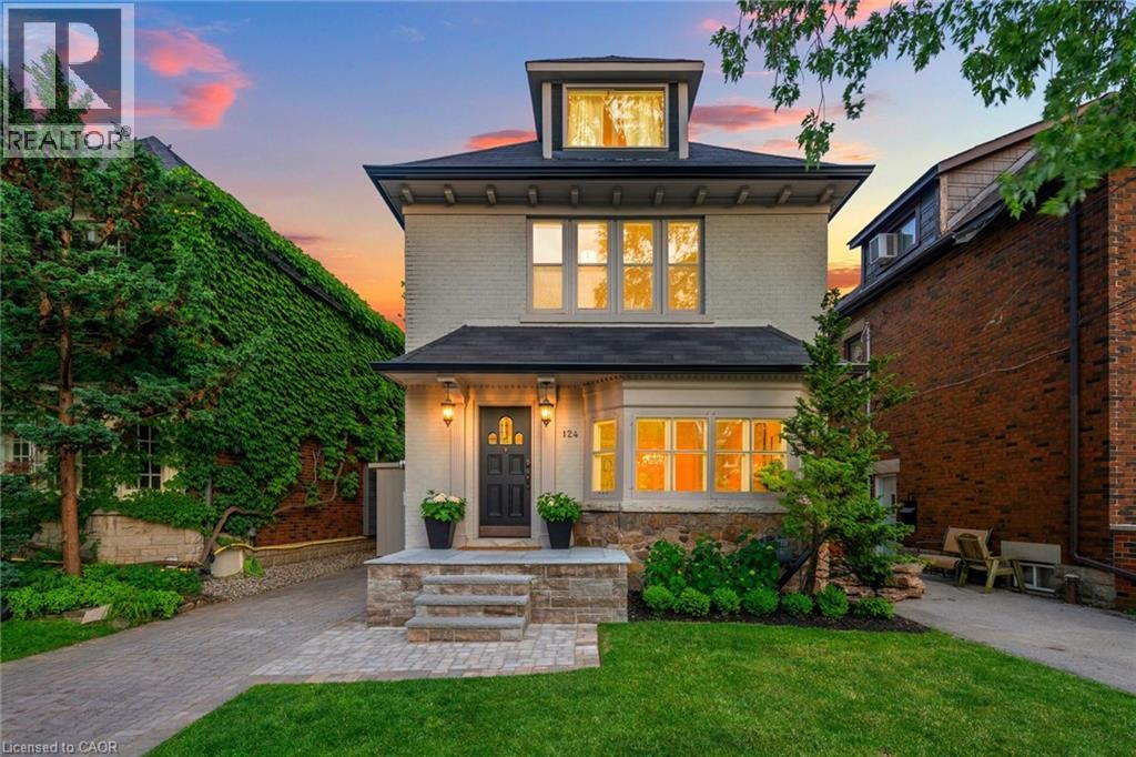124 Cline Ave N, Hamilton, ON L8S 3Z8