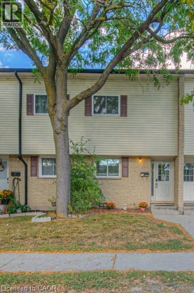 211 Veronica Drive Unit 10, Kitchener, ON N2A 2R8