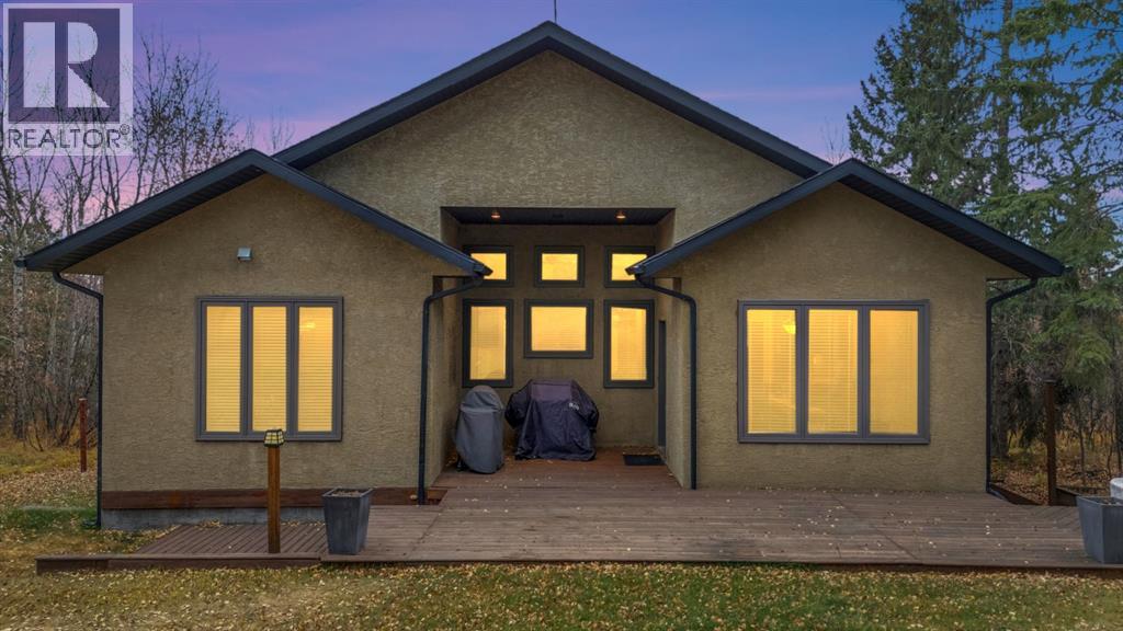 15 Creek Rd, Rural Ponoka County, AB T4J 1R3