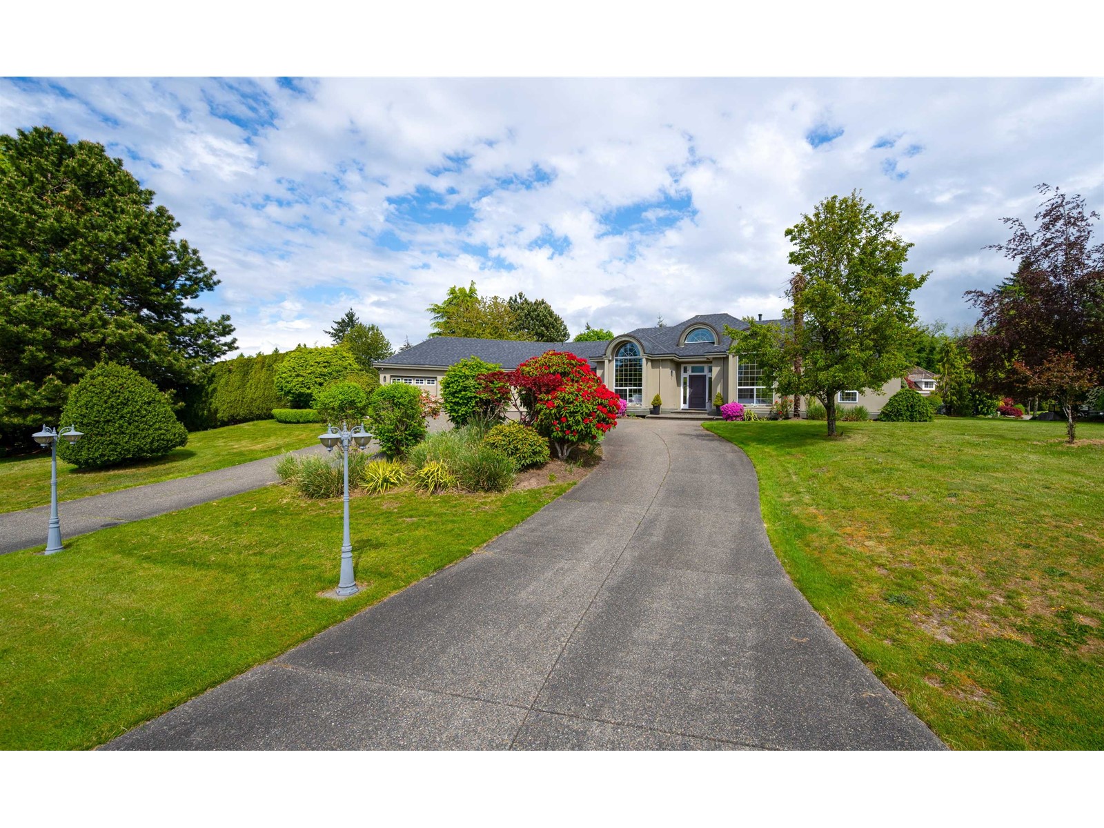 165 Street Unit 2750, Surrey, BC V3Z 9X2