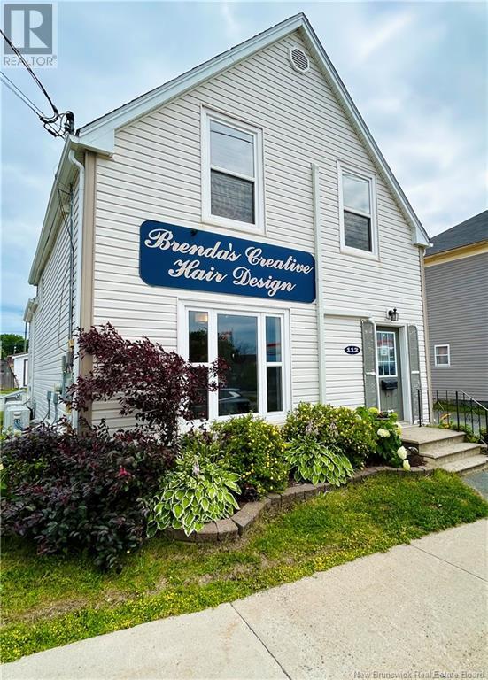 112 Duke St, Miramichi, NB E1N 1H2