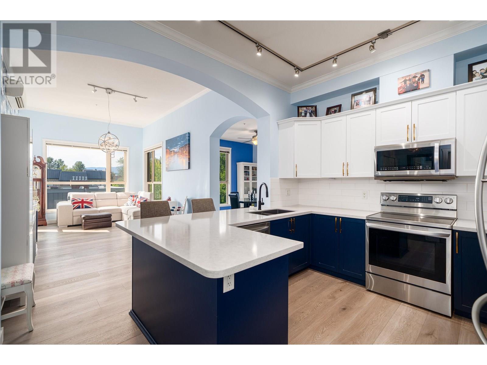 2627 Shaughnessy Street Unit 410, Port Coquitlam, BC V3C 0E1