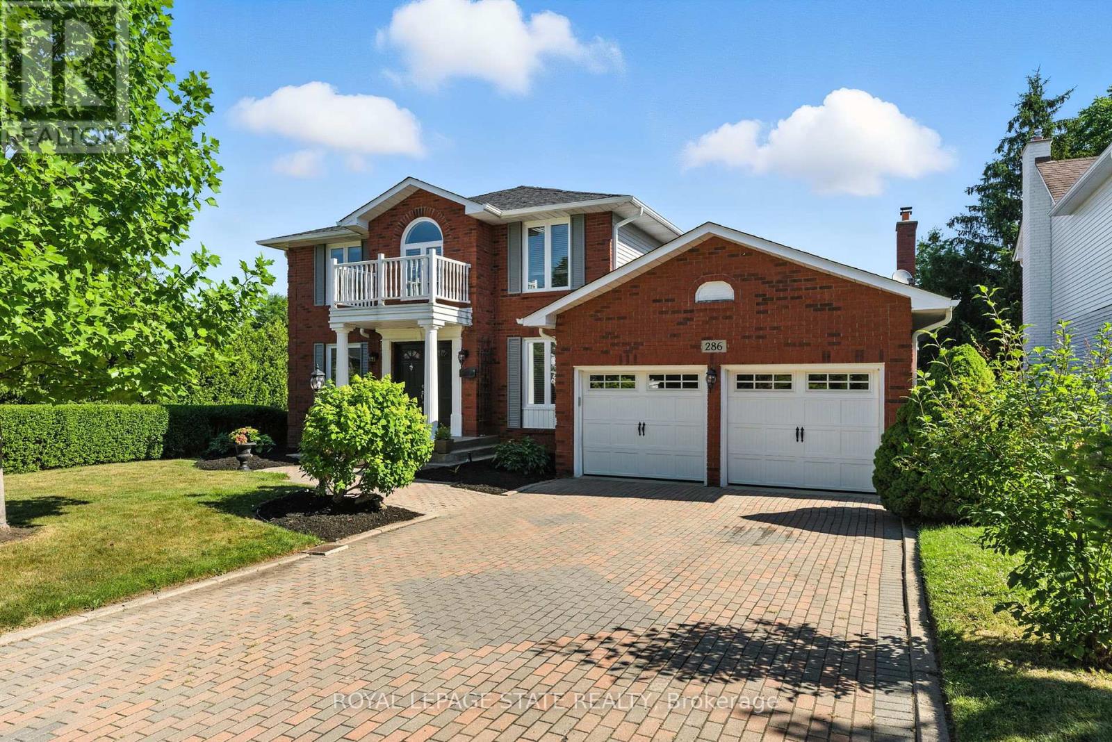 286 Lloyminn Ave, Hamilton, ON L9G 1J1