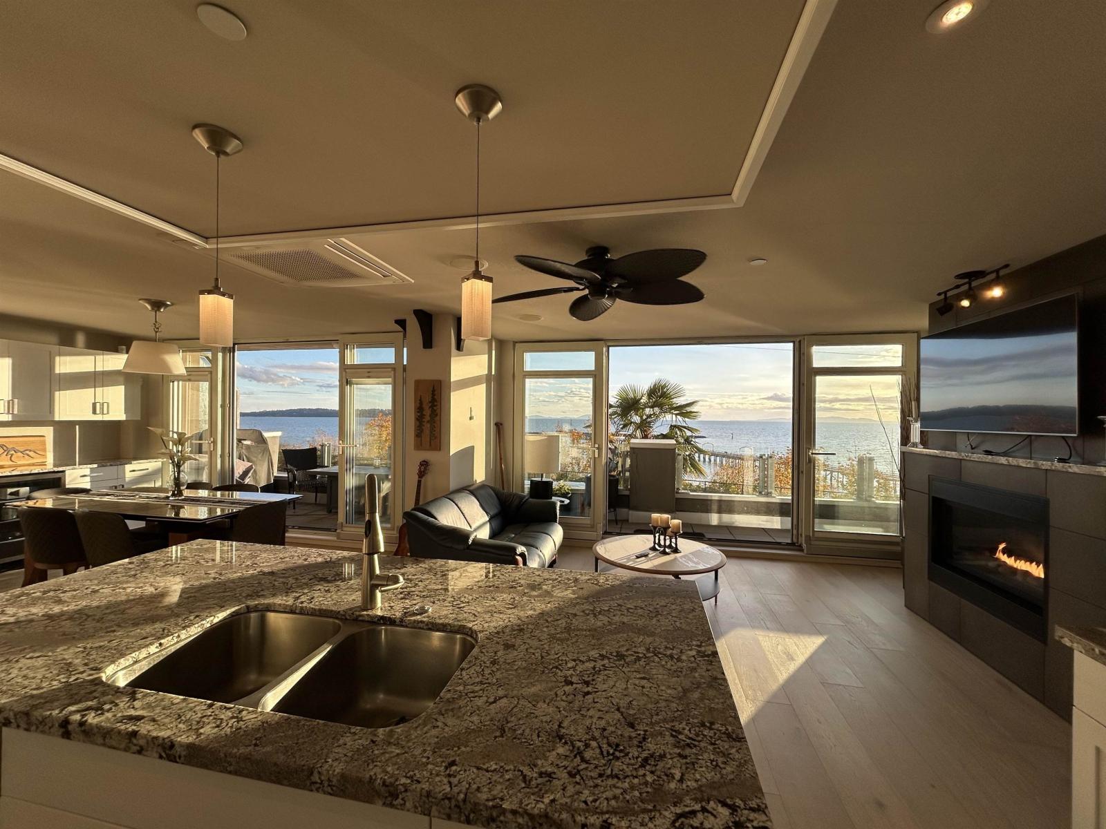 15097 Marine Drive Unit 101, White Rock, BC V4B 1C5