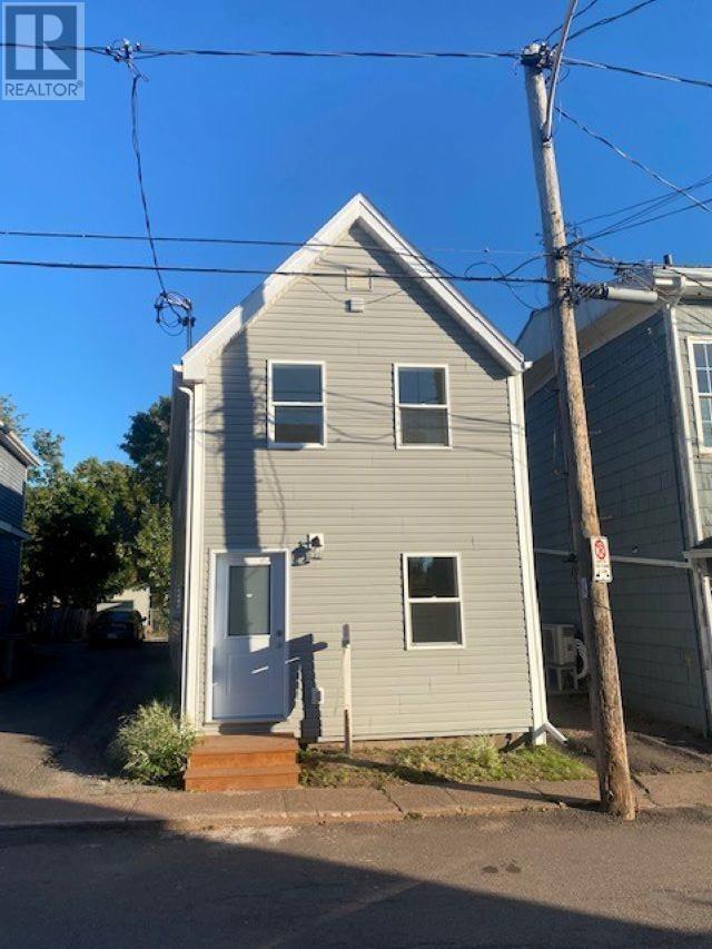 10 Chestnut St, Charlottetown, PE C1A 5R1