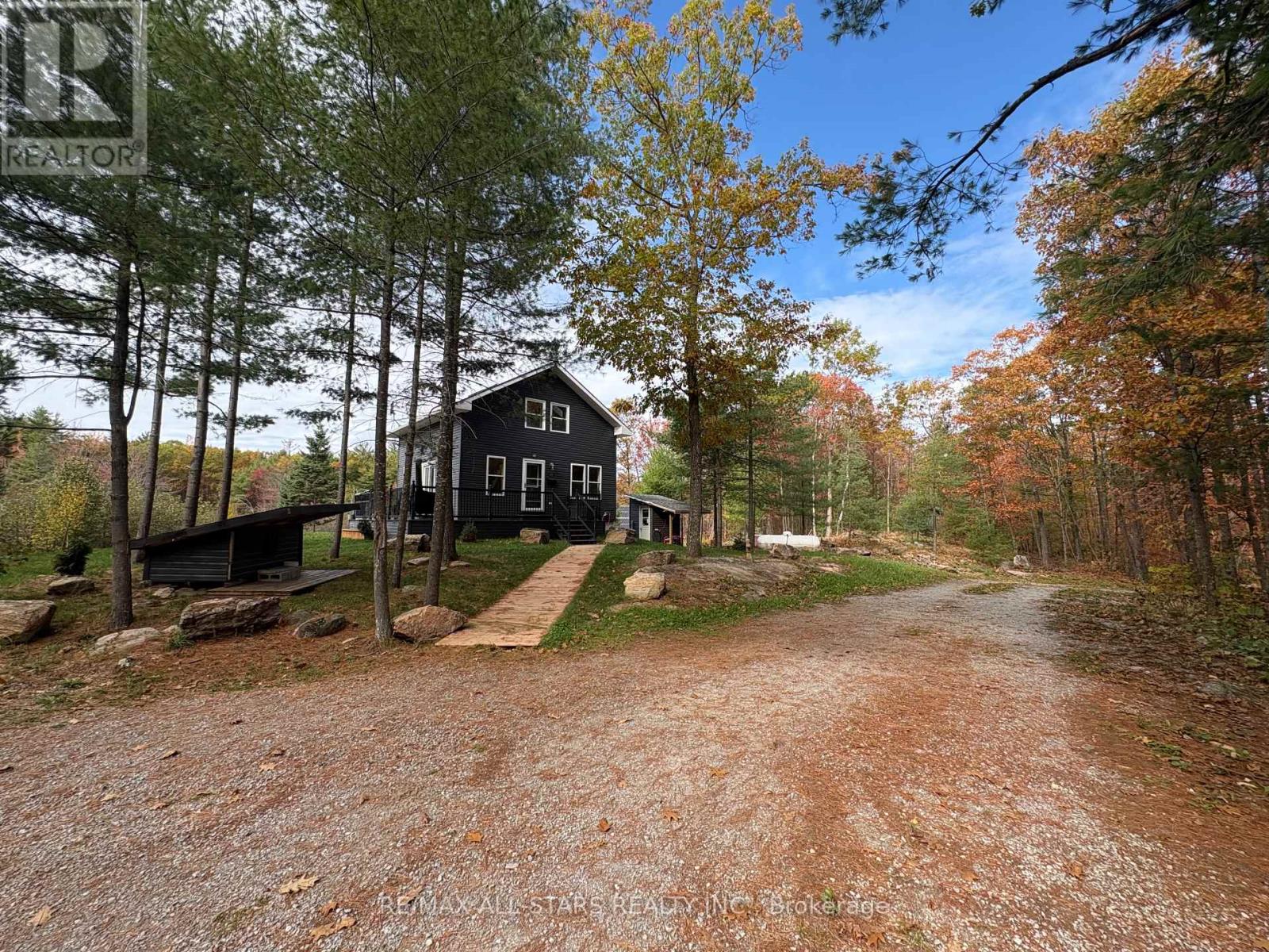 1295 Deep Bay Rd, Minden Hills, ON K0M 2L1